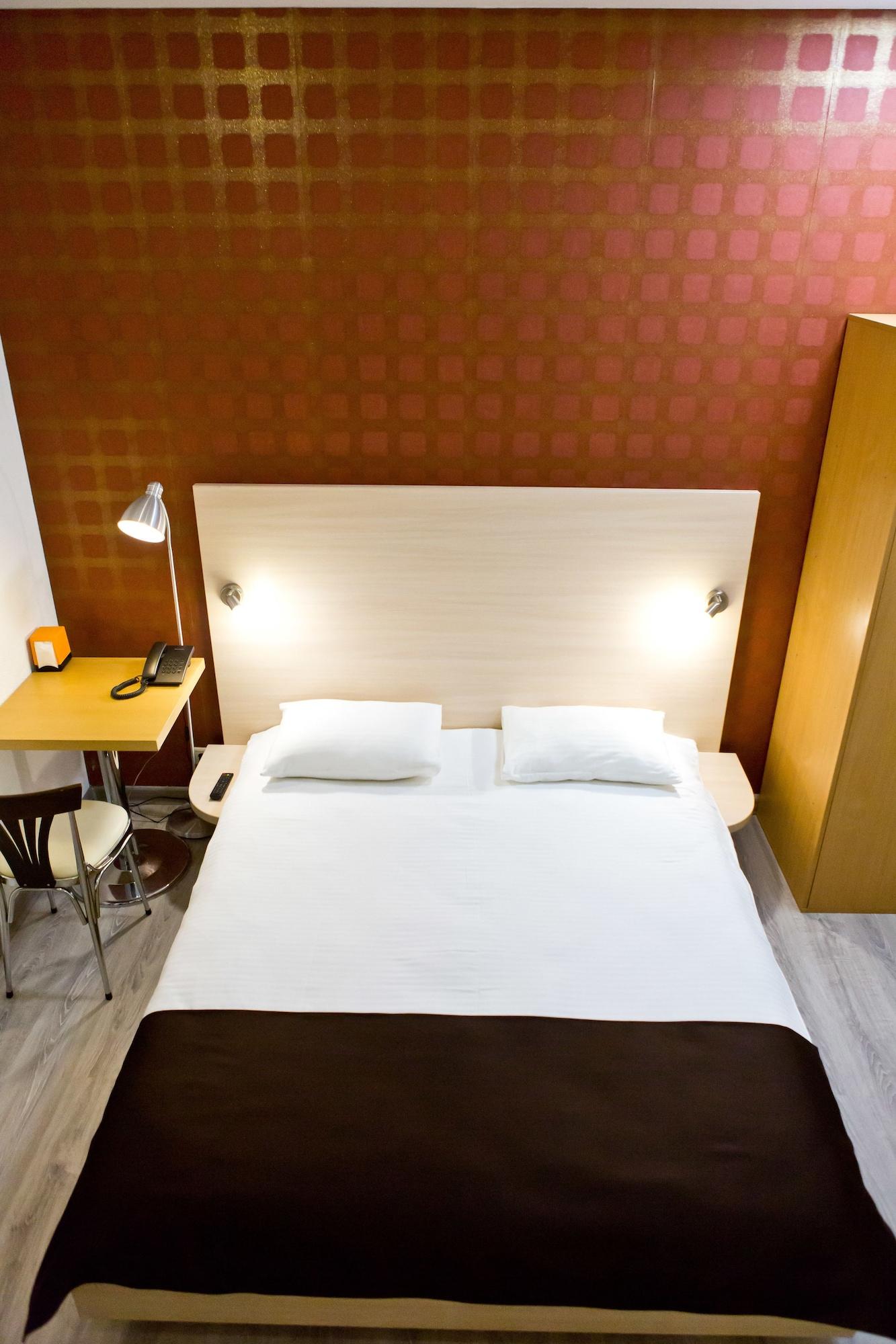 Hotel Olsi Chisinau Bagian luar foto